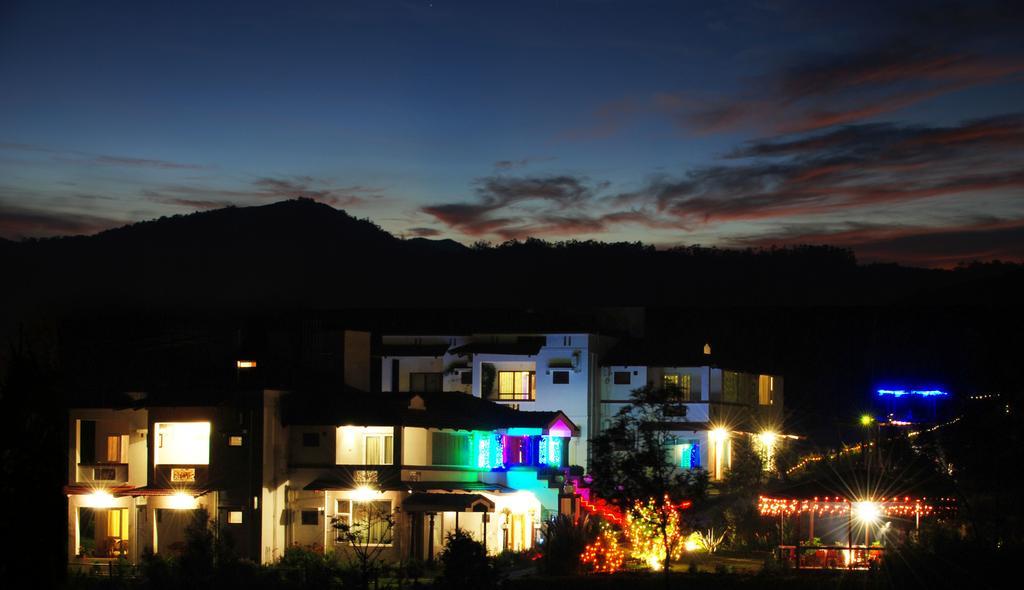 กรีน เนสต์ รีสอร์ต โกฏคีรี Hotel โกตากิริ ภายนอก รูปภาพ